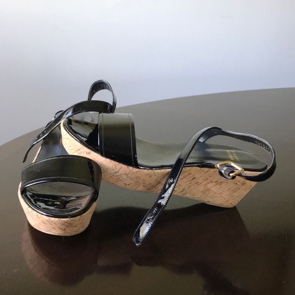 Glossy blk Stuart Weitzman 9.5M Open Toe Platforms - Picture 4 of 8